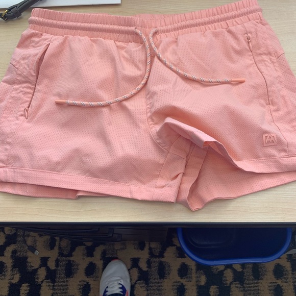 Avalanche shorts - Picture 1 of 8